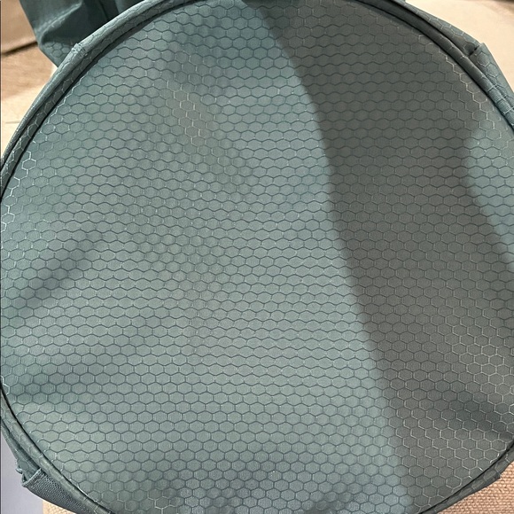 Reebok Perth II Trellis Duffel Bag/NWT - Picture 10 of 13